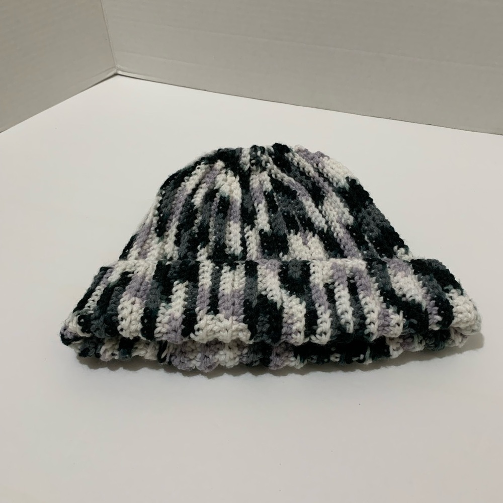 Crochet Hat 20 inches around 🔄 head circumference New Hand crocheted